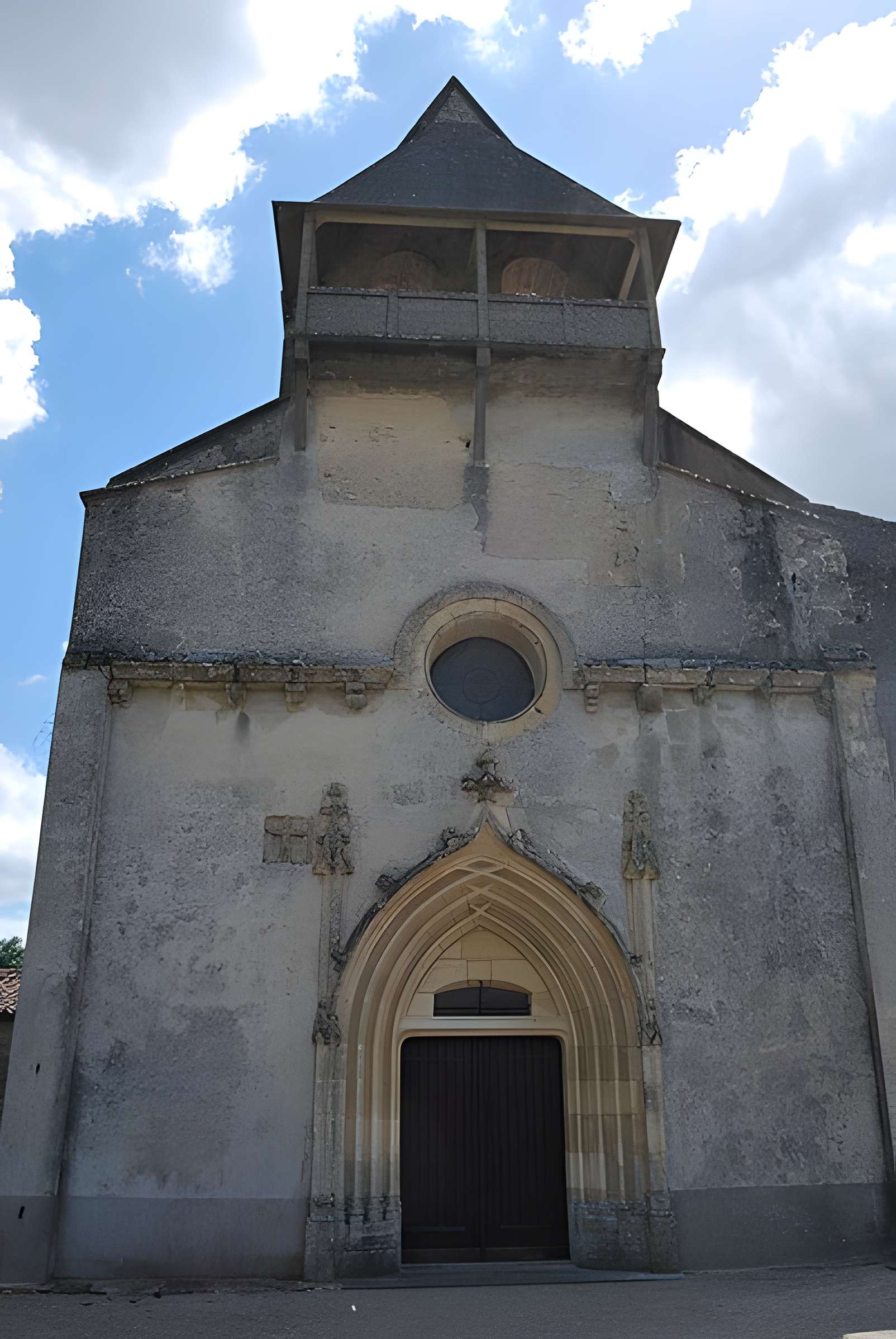 Eglise Saint-Romain de Mazérac