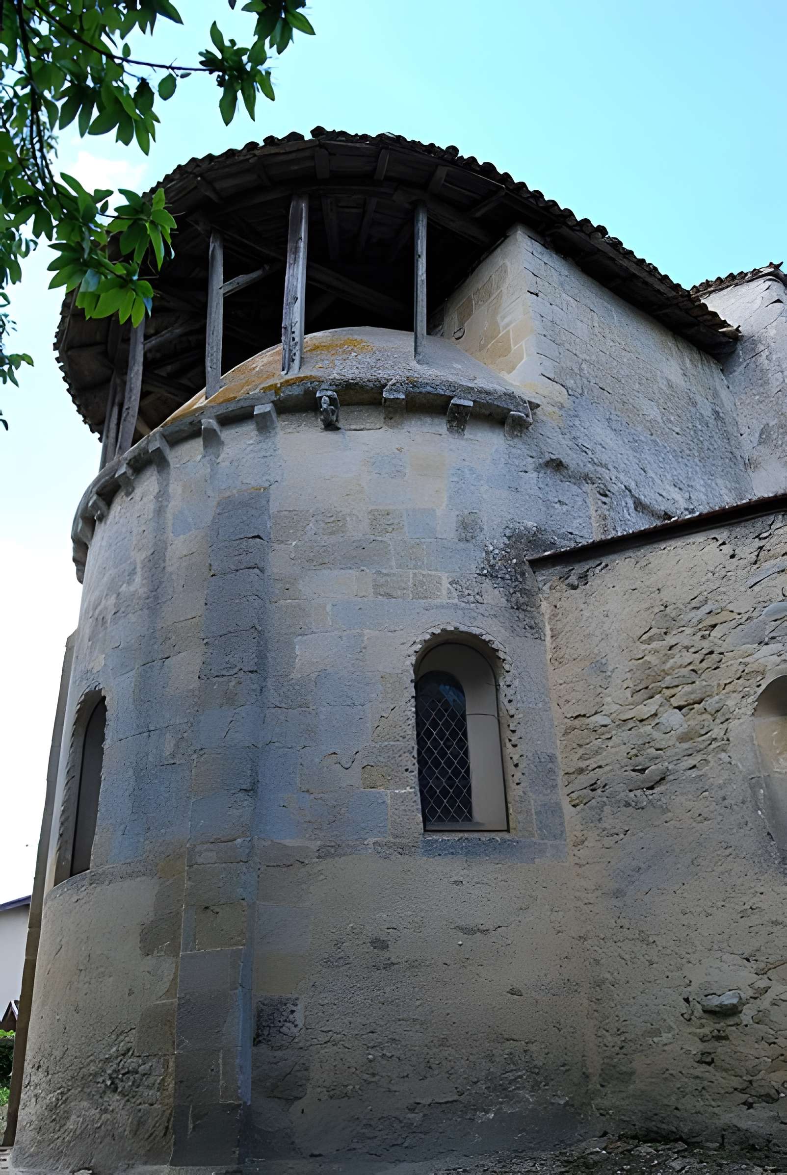 Eglise Saint-Romain de Mazérac