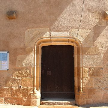 Église Sainte-Anne de Lavault-Sainte-Anne