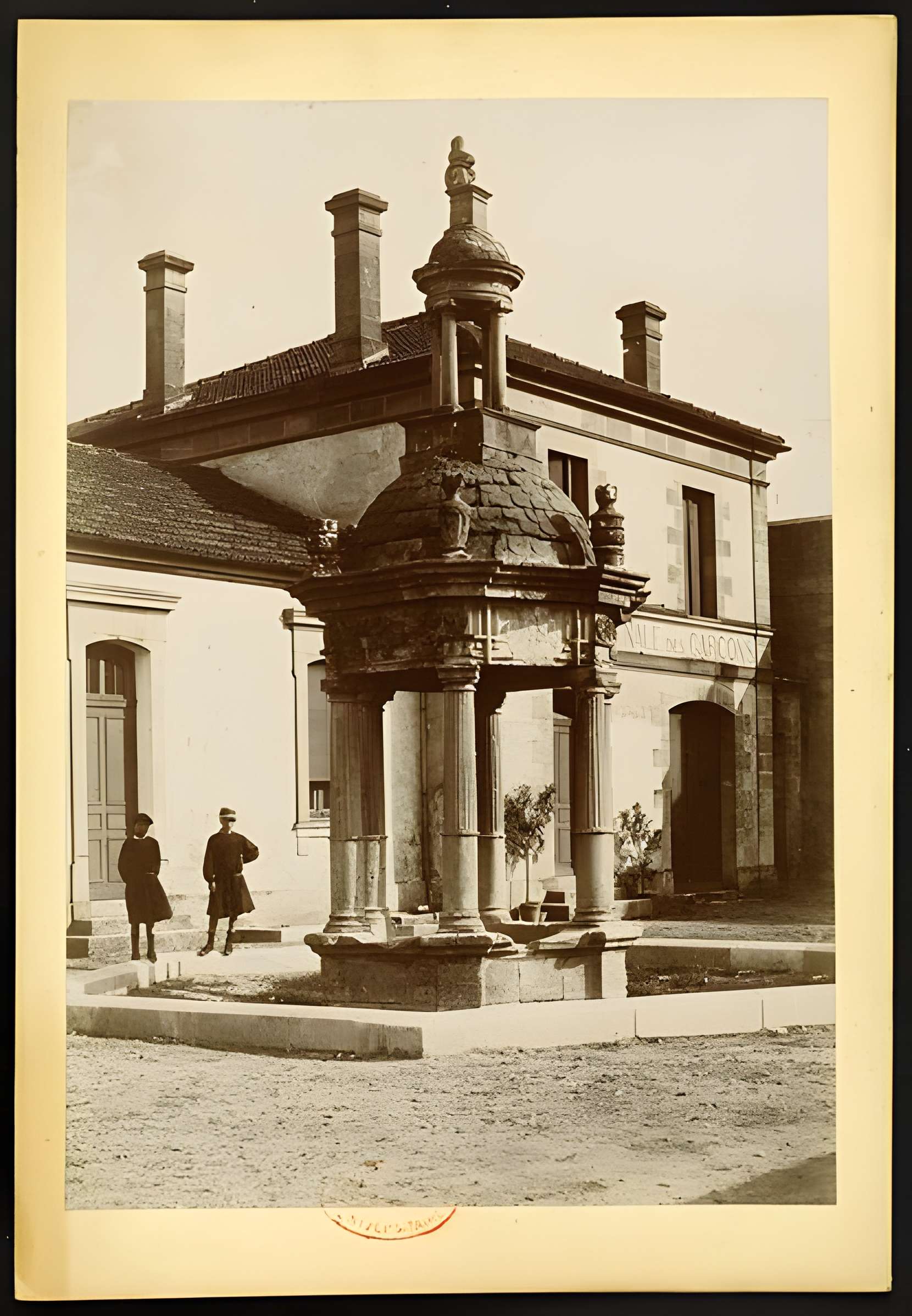 Puits dit de Henri IV