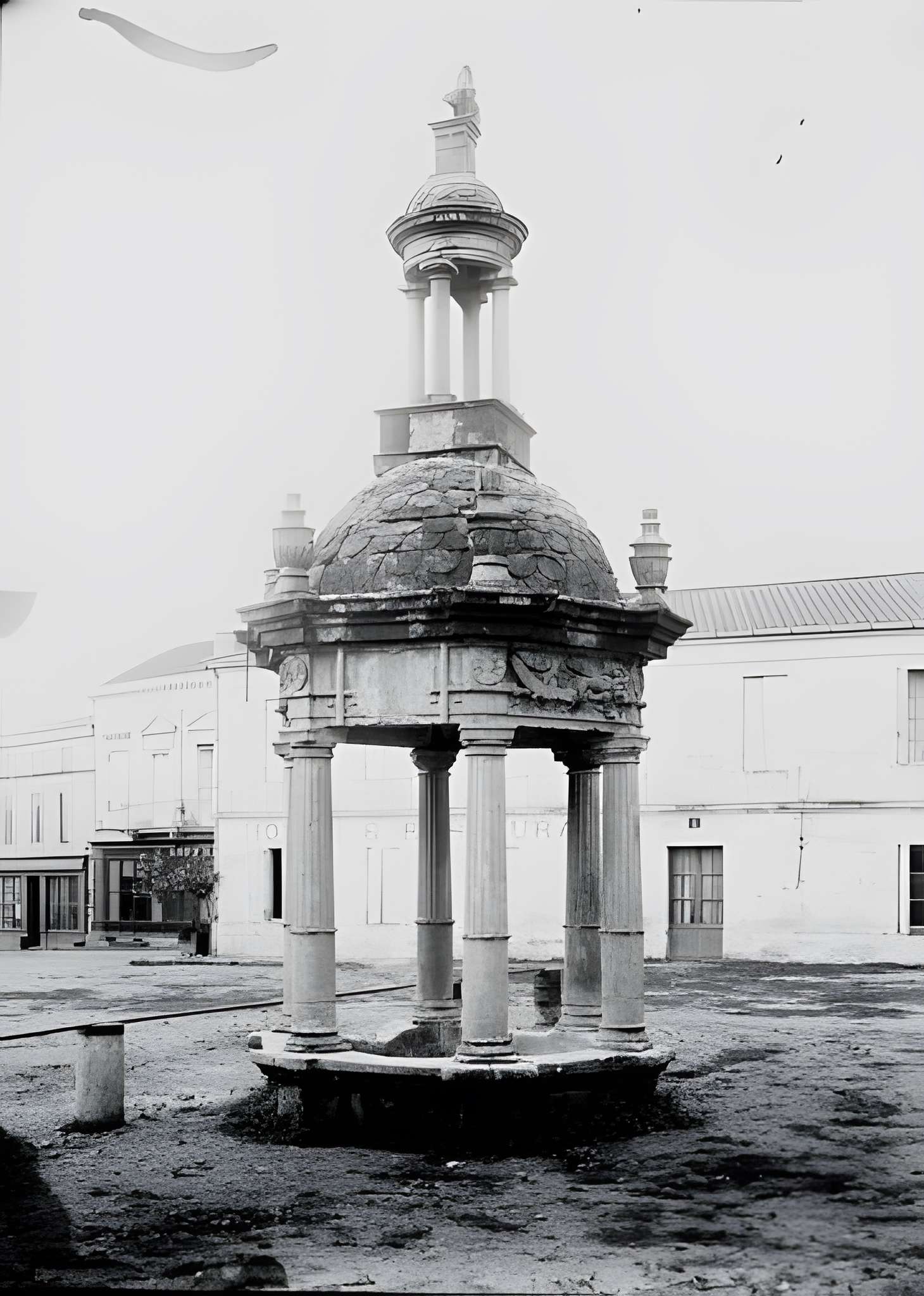 Puits dit de Henri IV