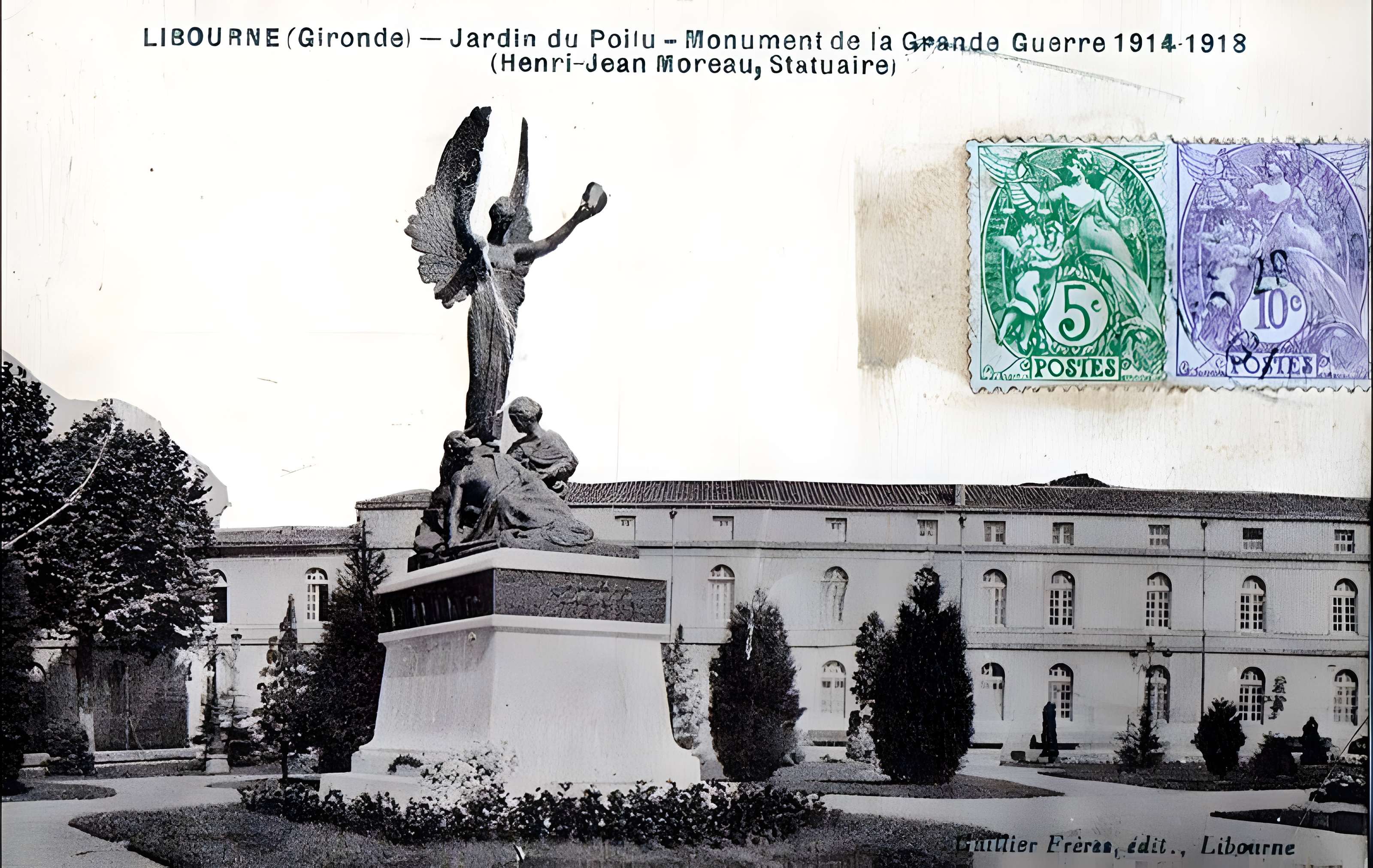Monument aux morts de la guerre de 1914-1918, situé Jardin du Poilu