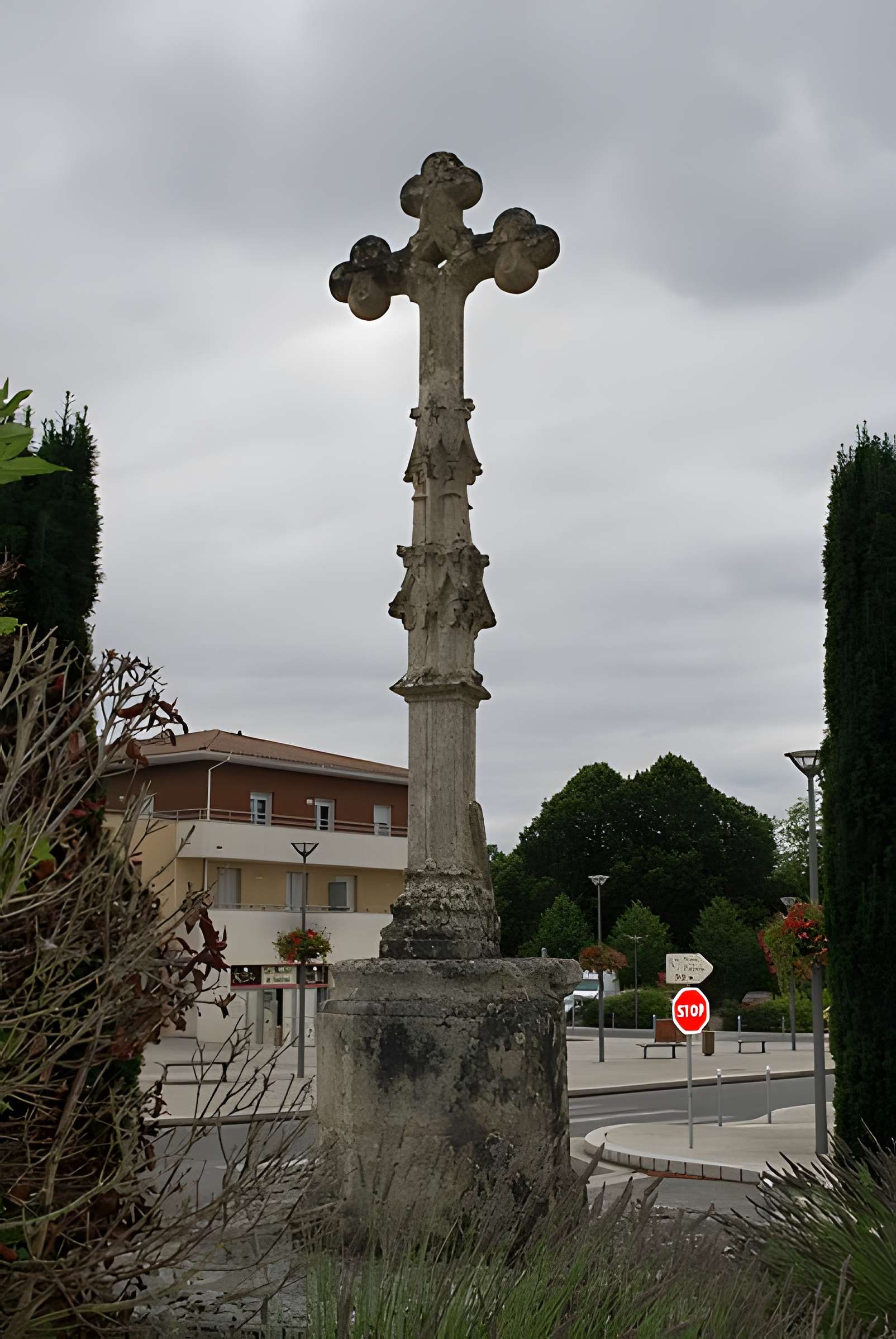 Croix de cimetière