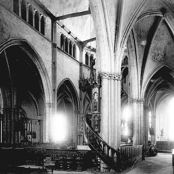 Église Sainte-Croix de Gannat