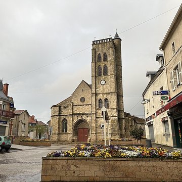 Église Sainte-Croix de Gannat