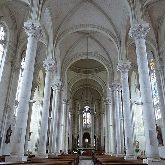 Photo de Église Sainte-Croix de Rochefort-sur-Loire