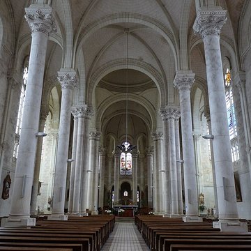 Église Sainte-Croix de Rochefort-sur-Loire