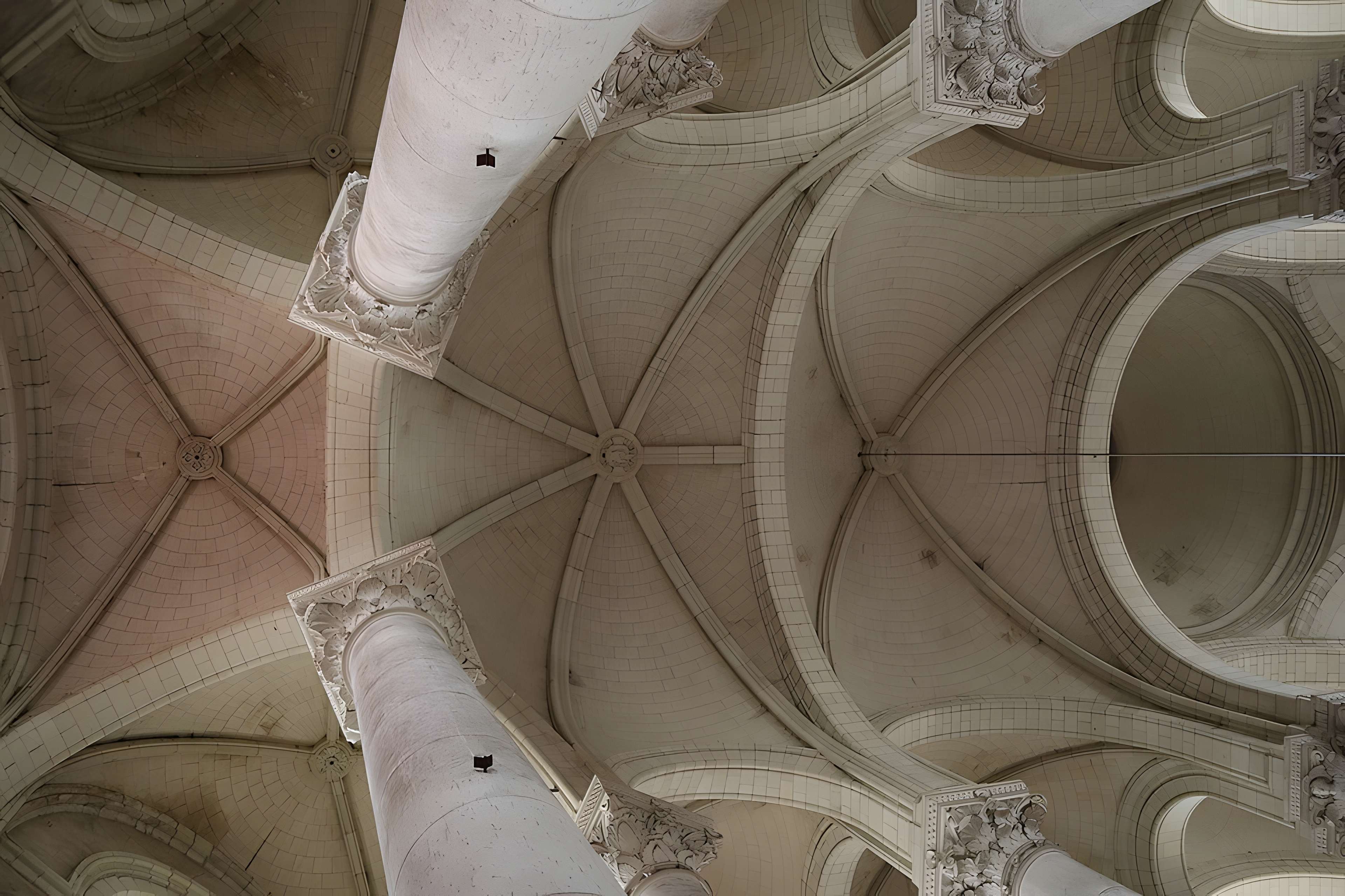 Église Sainte-Croix de Rochefort-sur-Loire