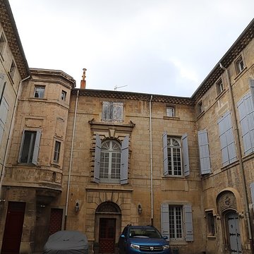 Hôtel de Boyer de Sorgues, dit aussi hôtel de Cassagnes