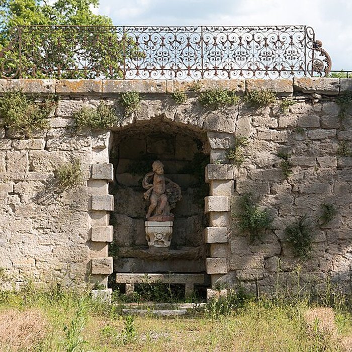 Photo de Aqueduc alimentant le château