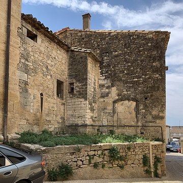 Aqueduc alimentant le château