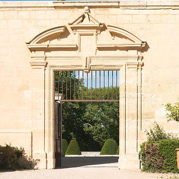 Aqueduc alimentant le château