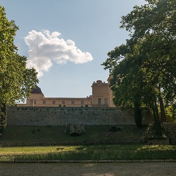 Aqueduc alimentant le château