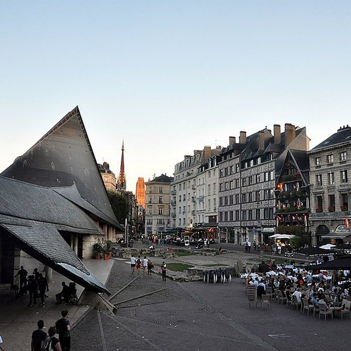 Photo de Église Sainte-Jeanne-dArc de Rouen