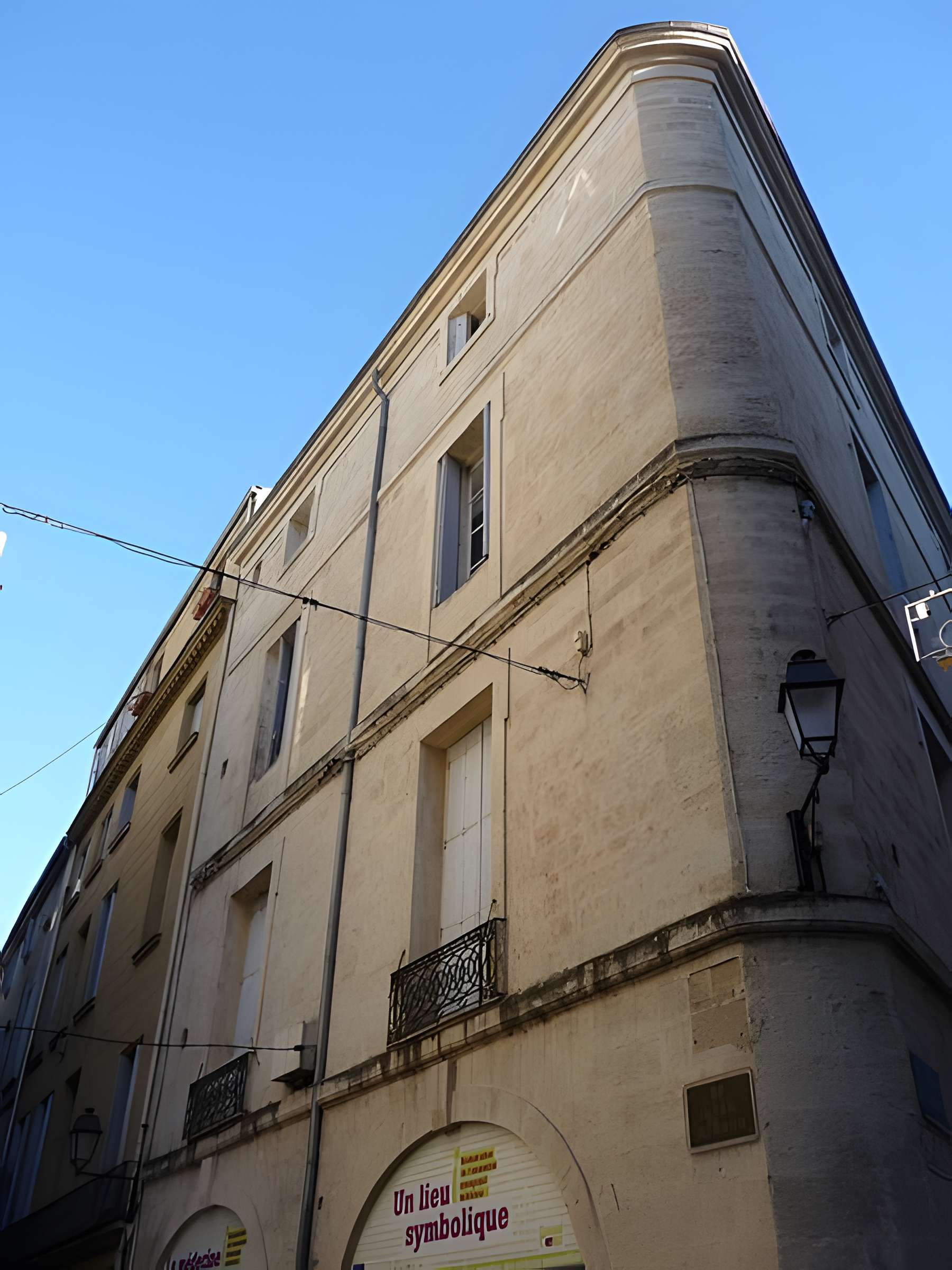 Immeuble, ancienne synagogue