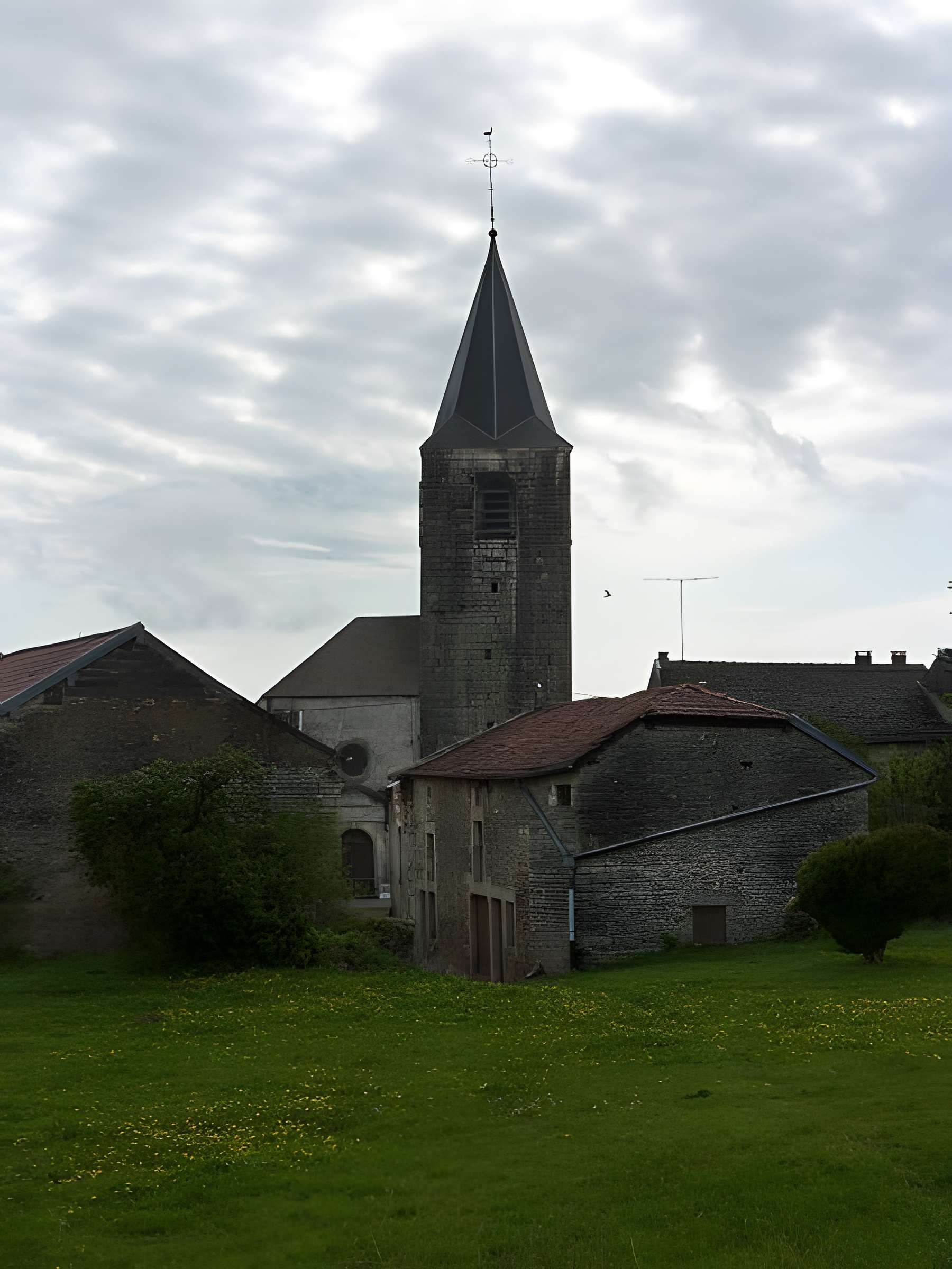 Église Sainte-Libaire de Grand 