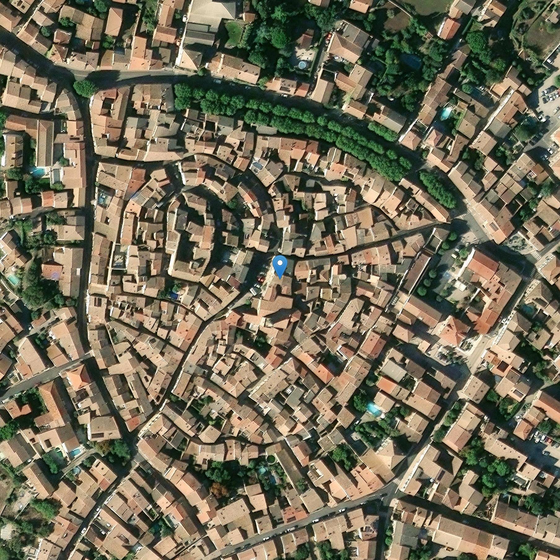 Photo de Vecchia casa chiamata caffè di mercato