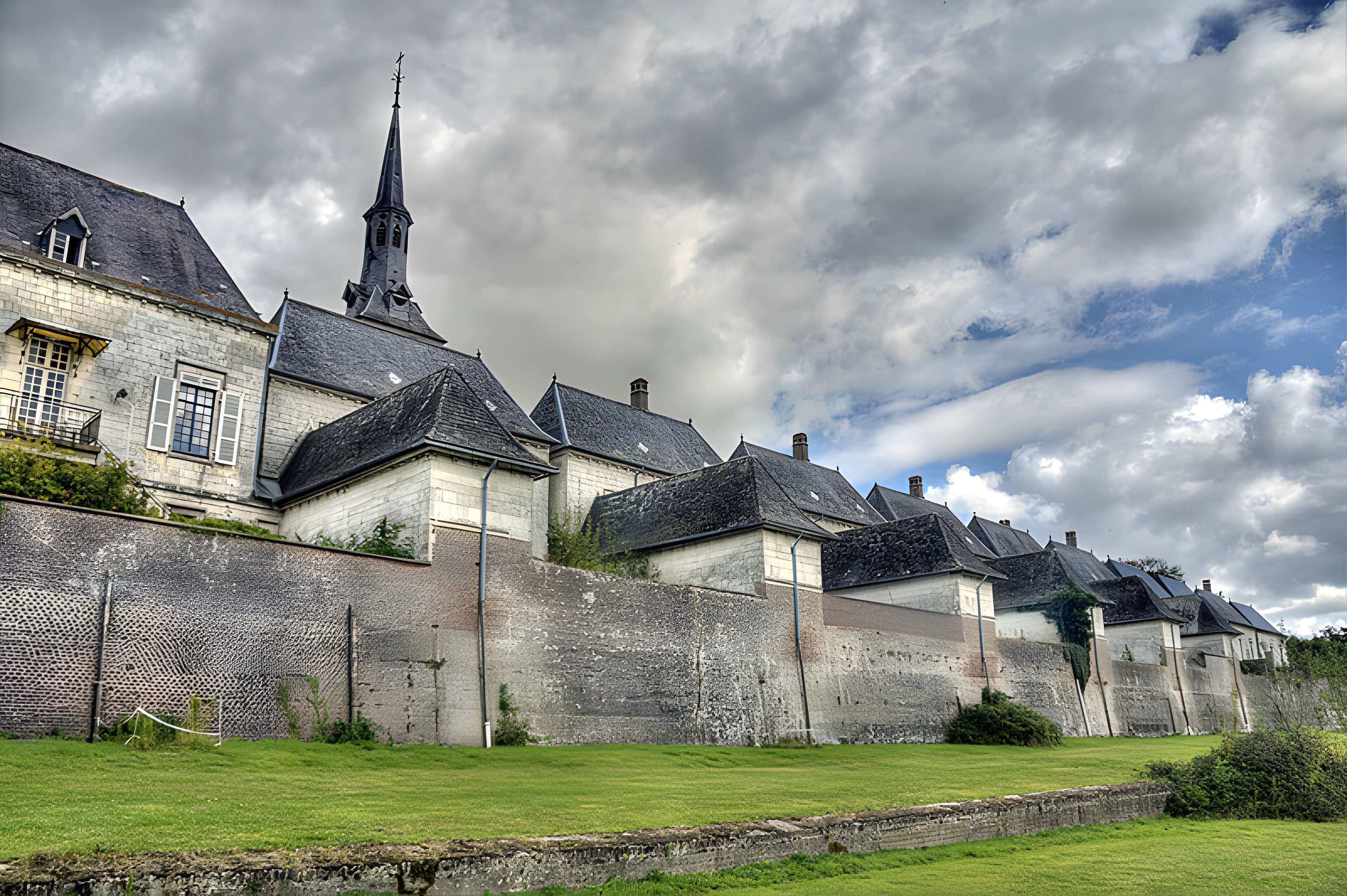Chartreuse de Neuville