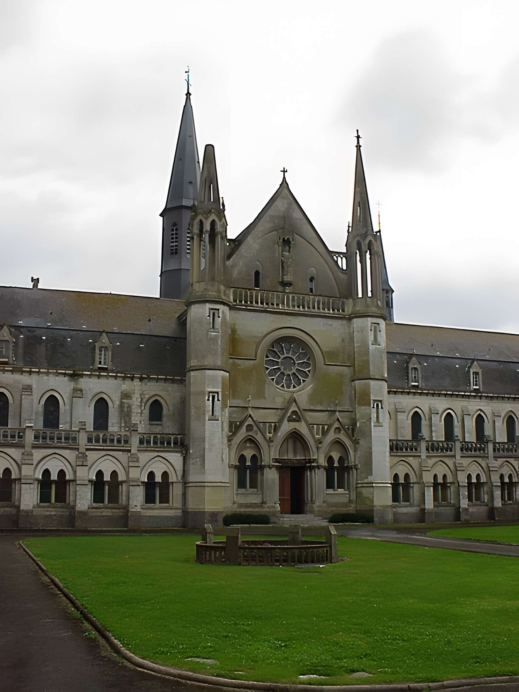 Chartreuse de Neuville