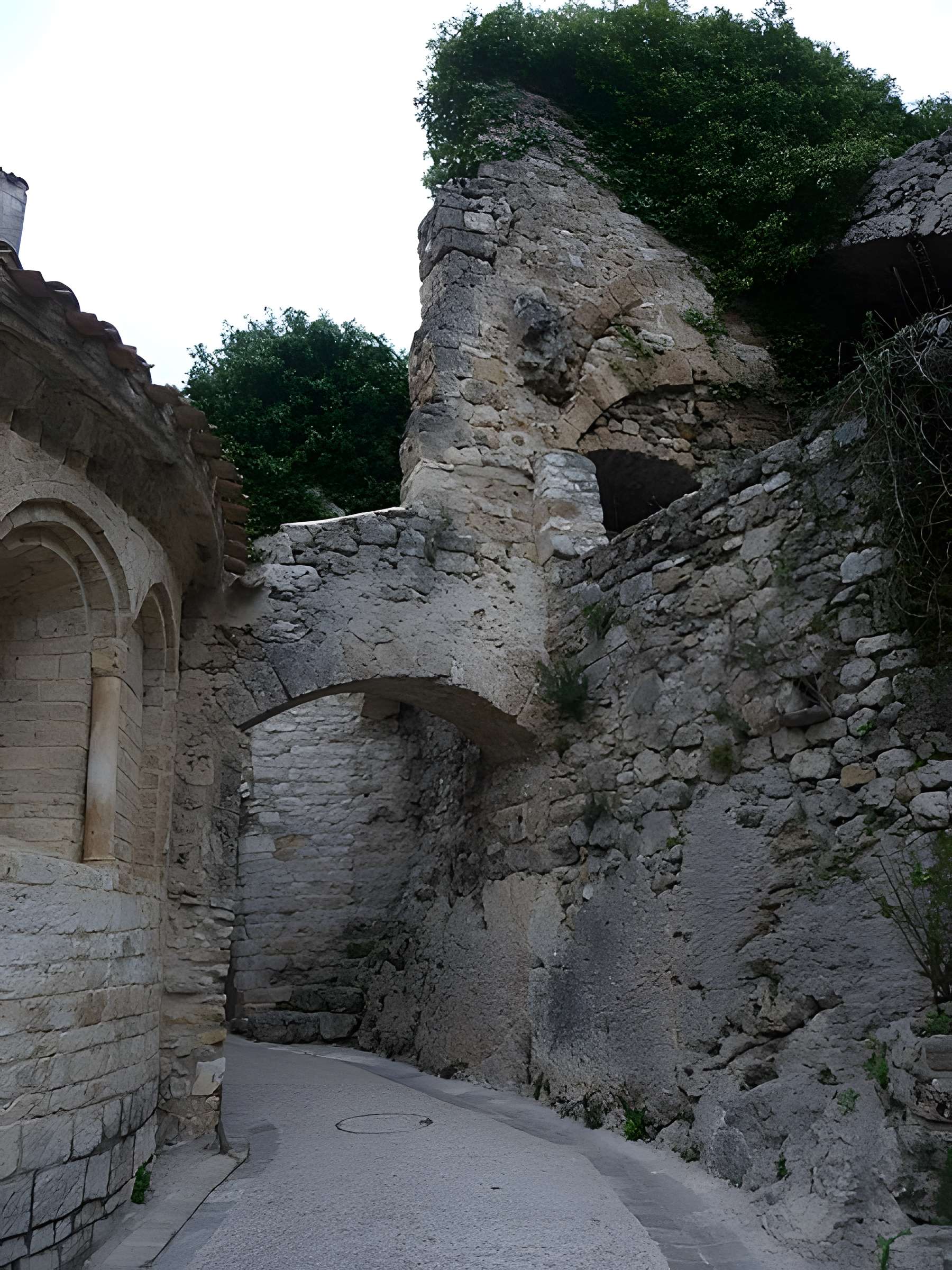Maison du XIIe siècle, près de l'église