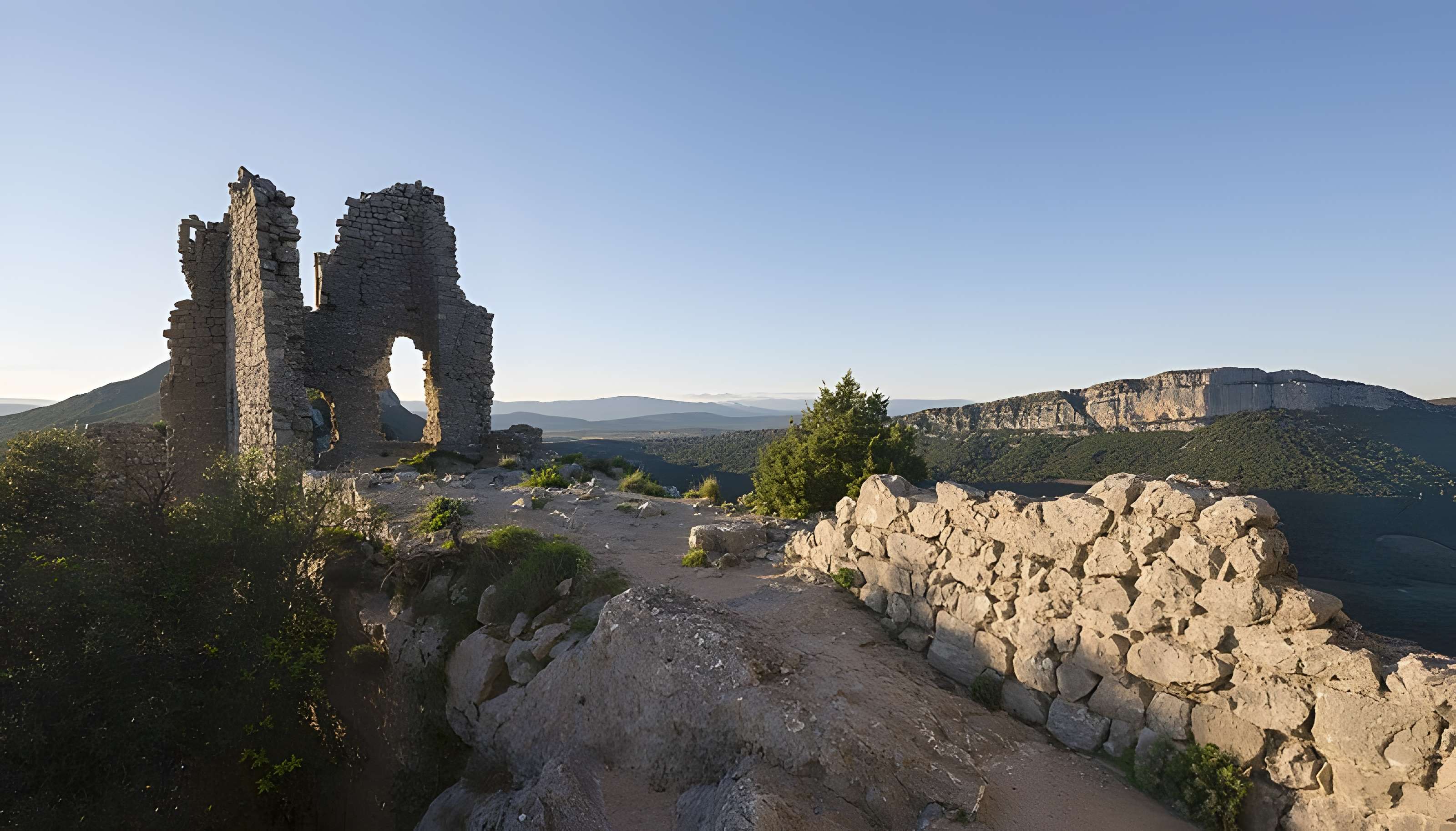 Vestiges du château de Montferrand