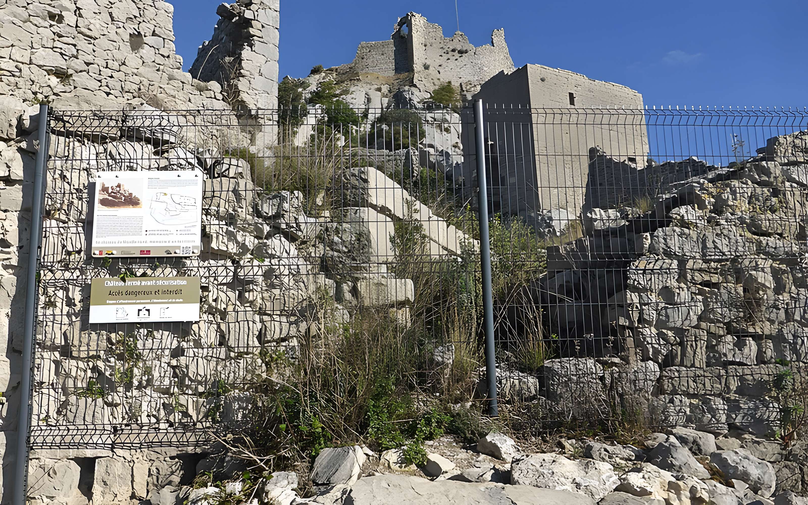 Vestiges du château de Montferrand