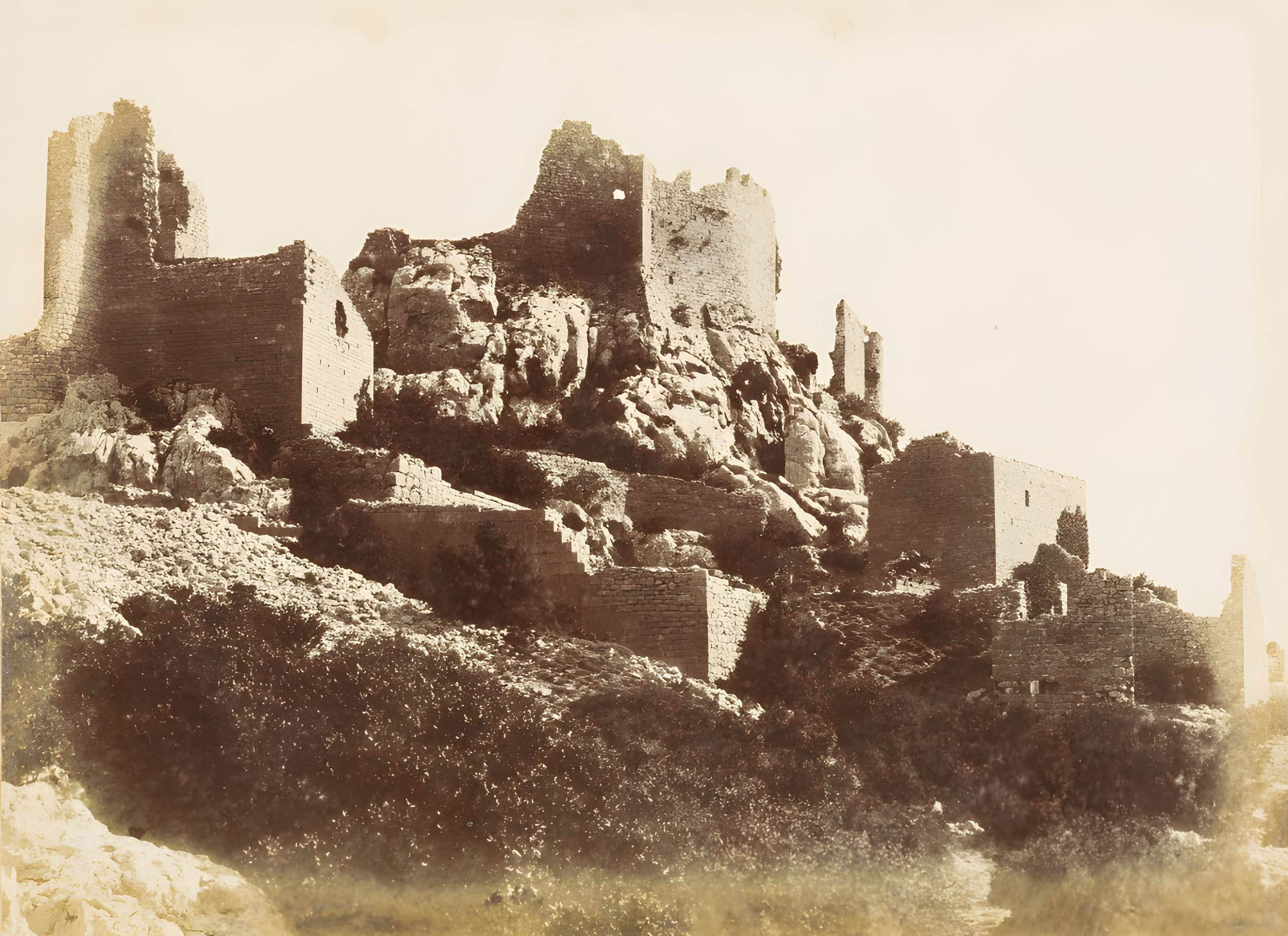 Vestiges du château de Montferrand