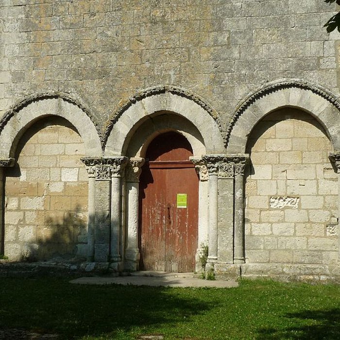 Photo de Église Sainte-Madeleine de Touvre