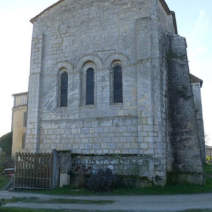 Photo de Église Sainte-Madeleine de Touvre