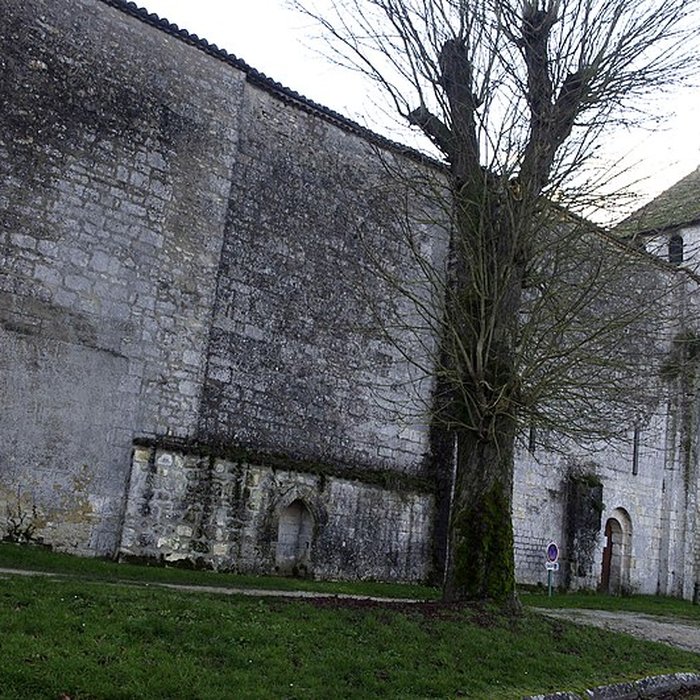 Photo de Église Sainte-Madeleine de Touvre
