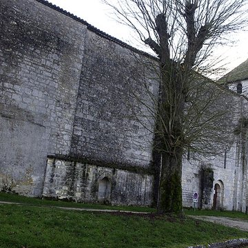 Église Sainte-Madeleine de Touvre