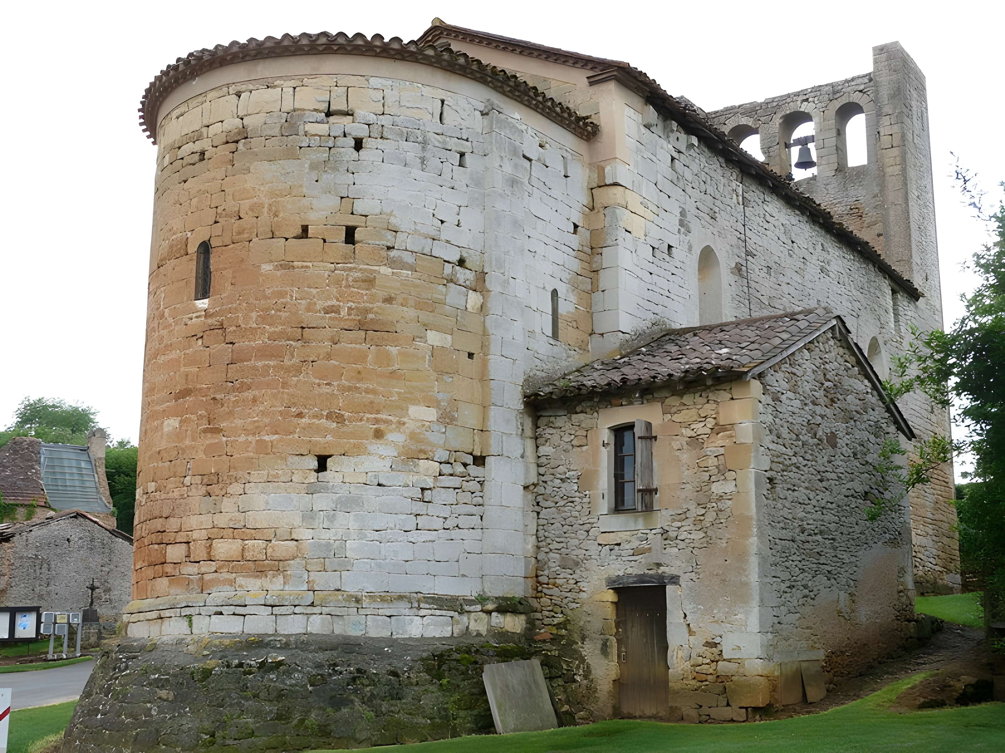 Église Sainte-Magdeleine de Larzac 
