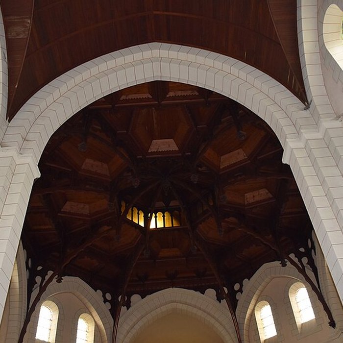 Photo de Eglise Saint-Méen et Sainte-Croix