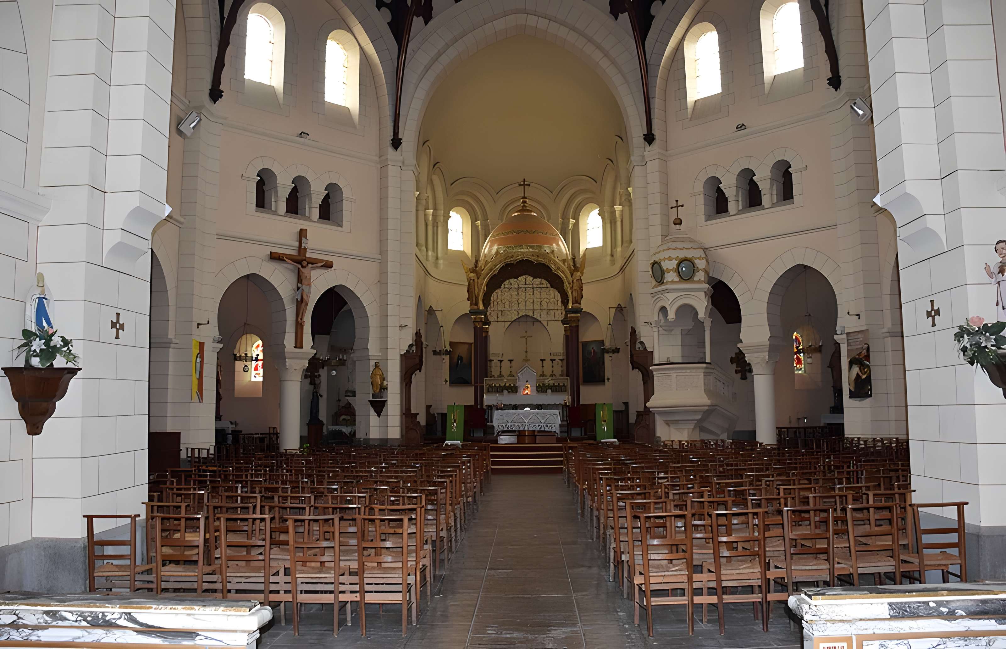 Eglise Saint-Méen et Sainte-Croix