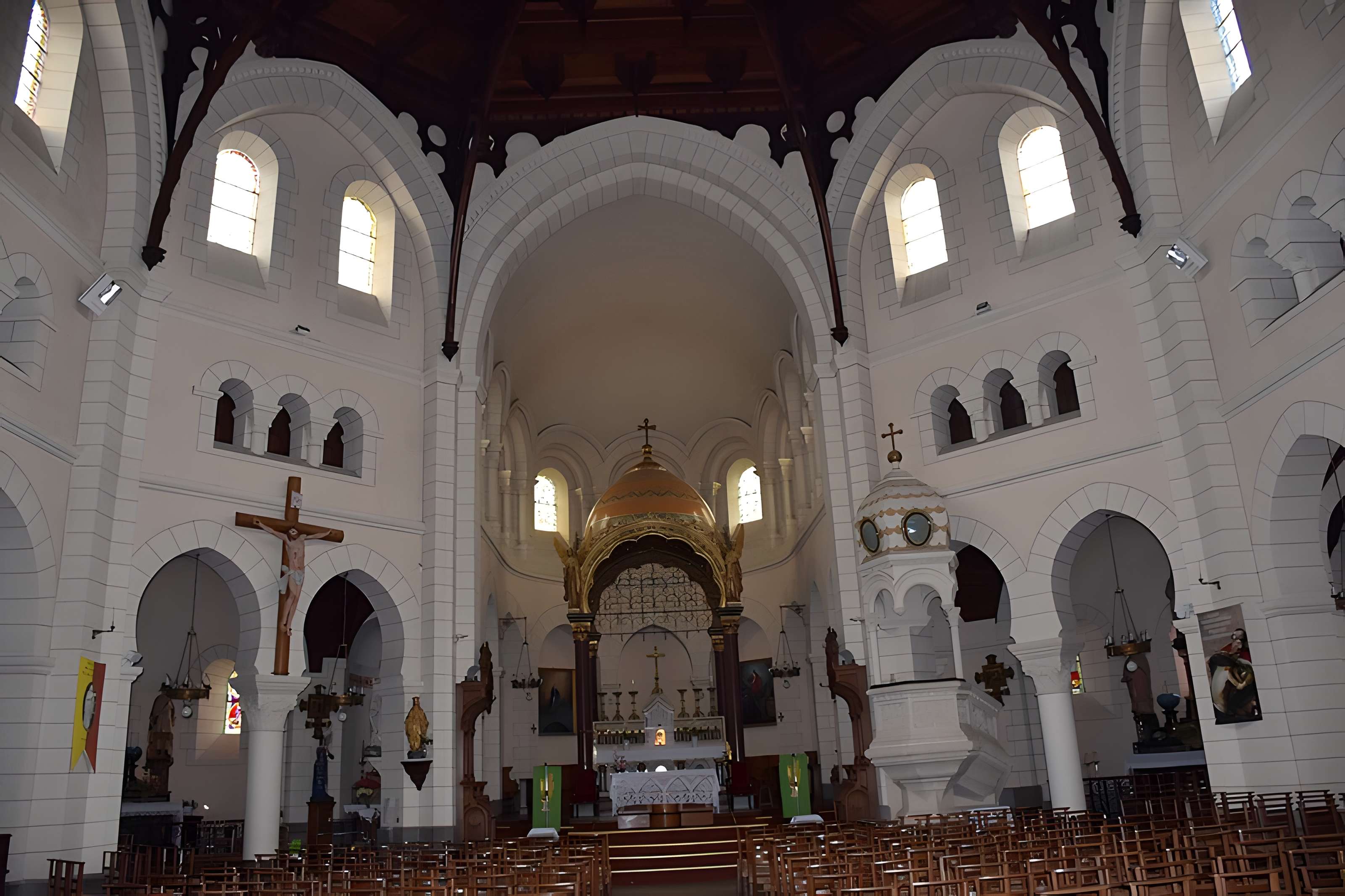 Eglise Saint-Méen et Sainte-Croix