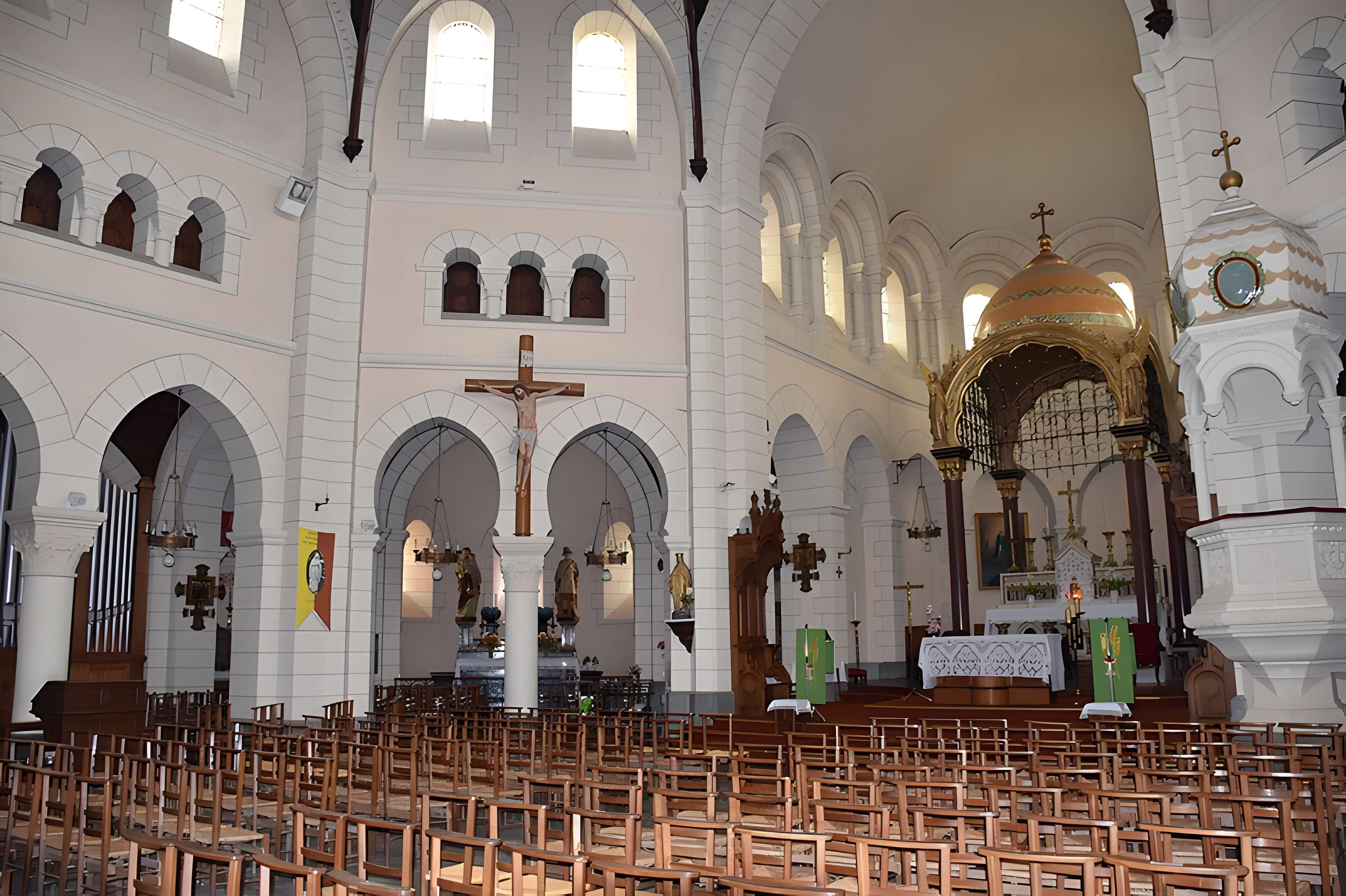 Eglise Saint-Méen et Sainte-Croix