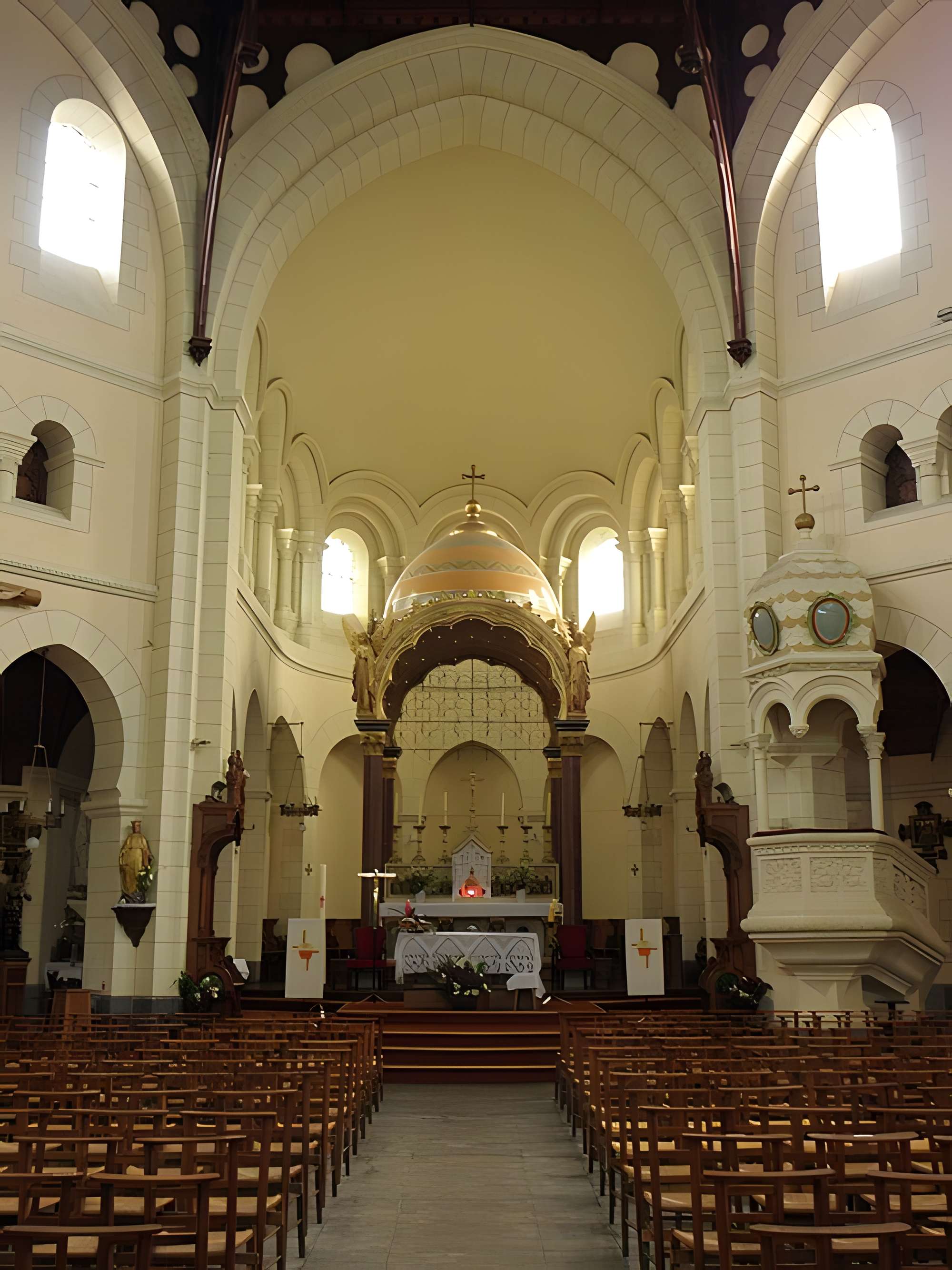 Eglise Saint-Méen et Sainte-Croix