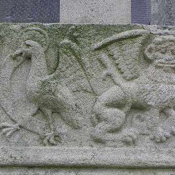 Restes du calvaire situé dans le cimetière