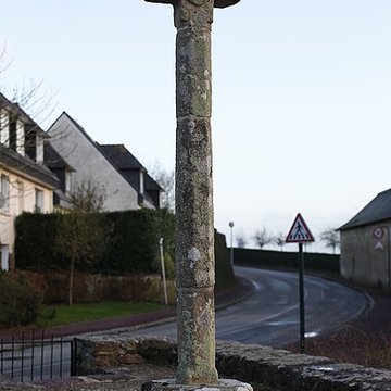 Croix du XVIe siècle