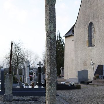 Croix du XVIe siècle