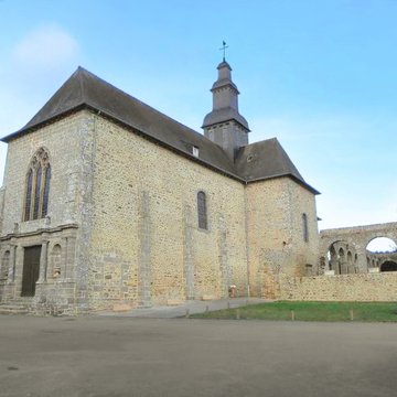 Restes de lancienne abbaye