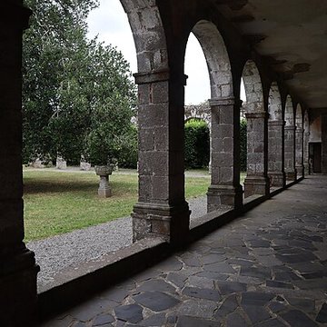 Restes de lancienne abbaye