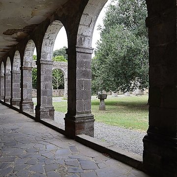 Restes de lancienne abbaye