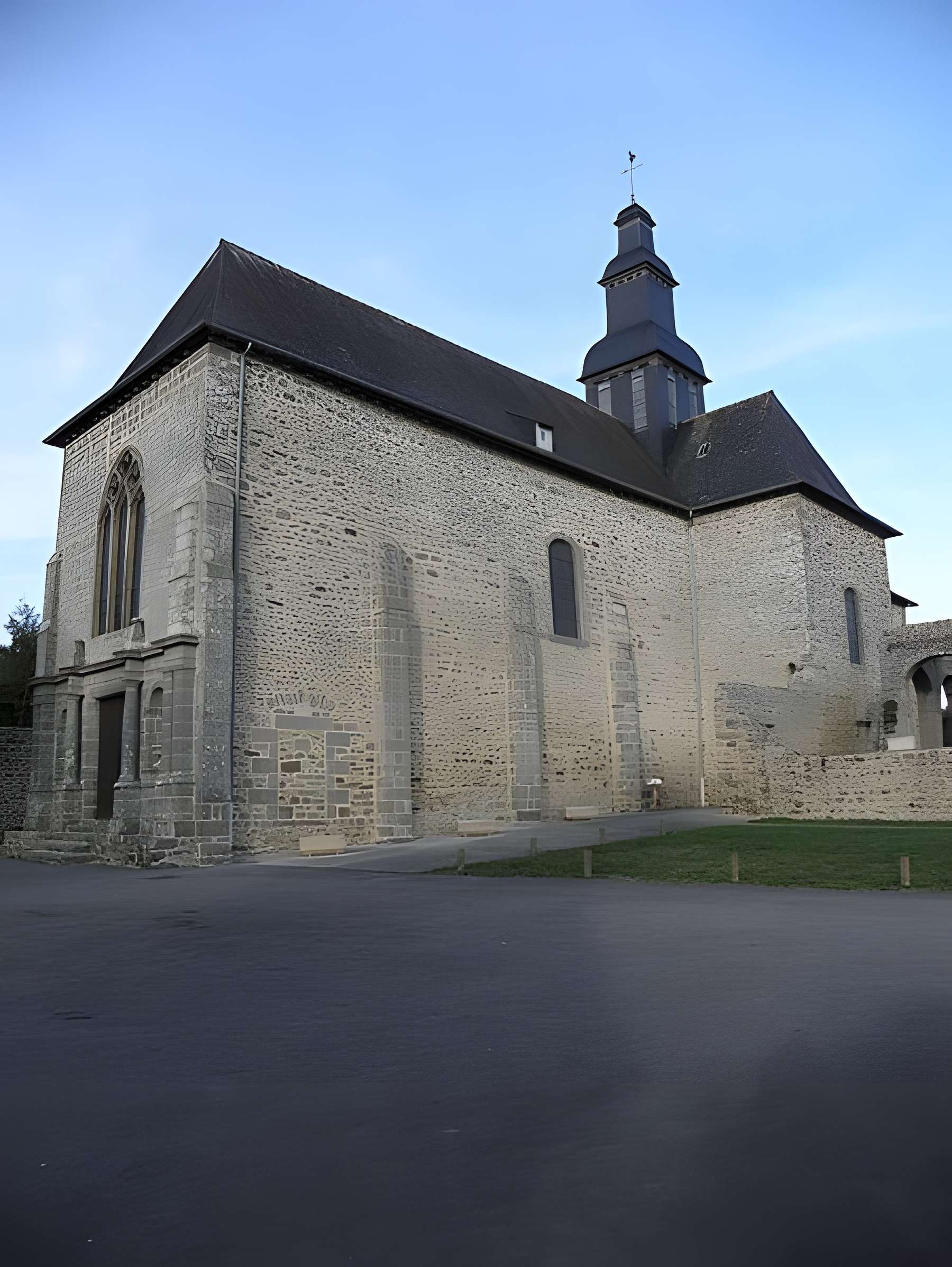 Restes de l'ancienne abbaye