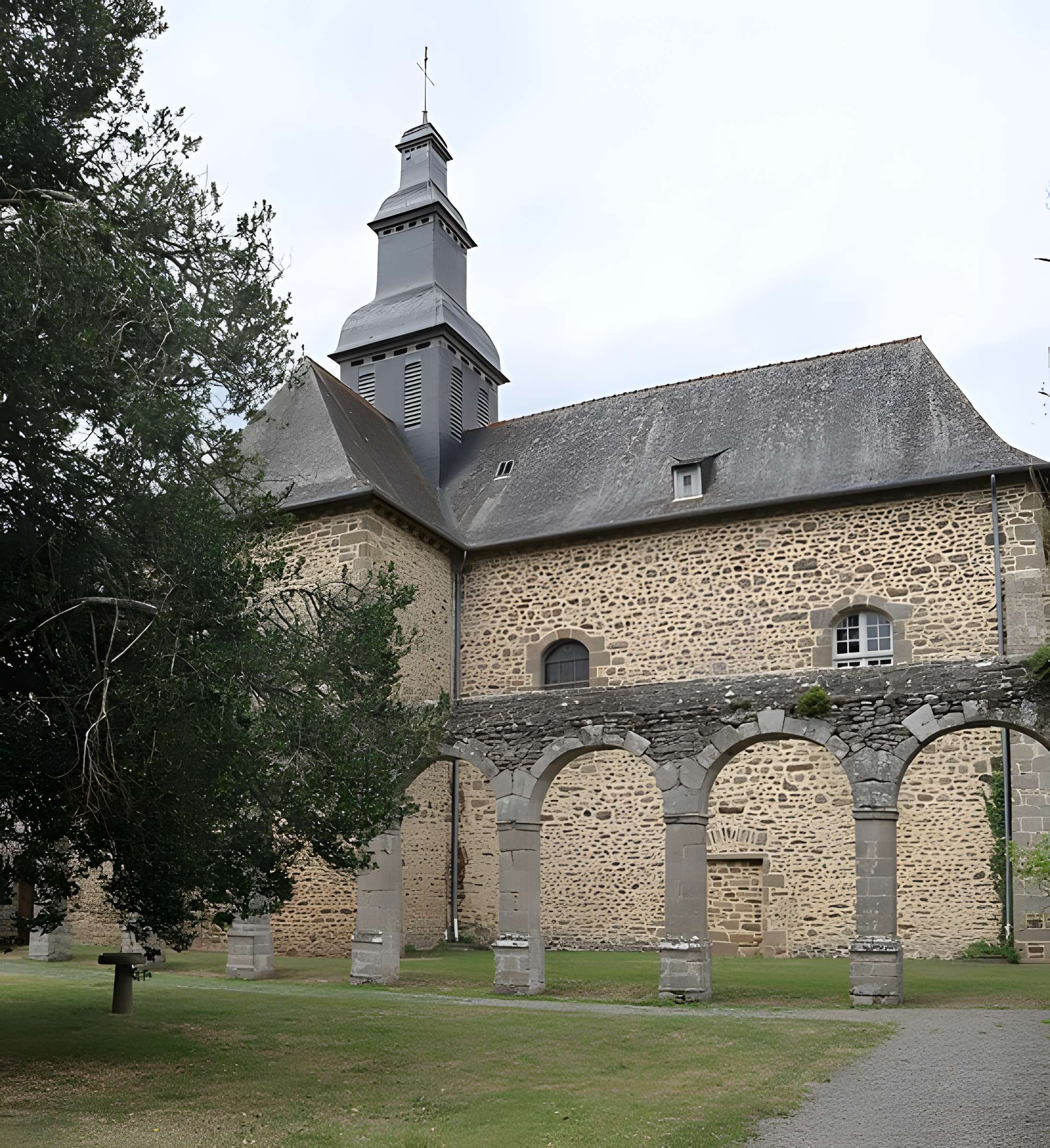 Restes de l'ancienne abbaye
