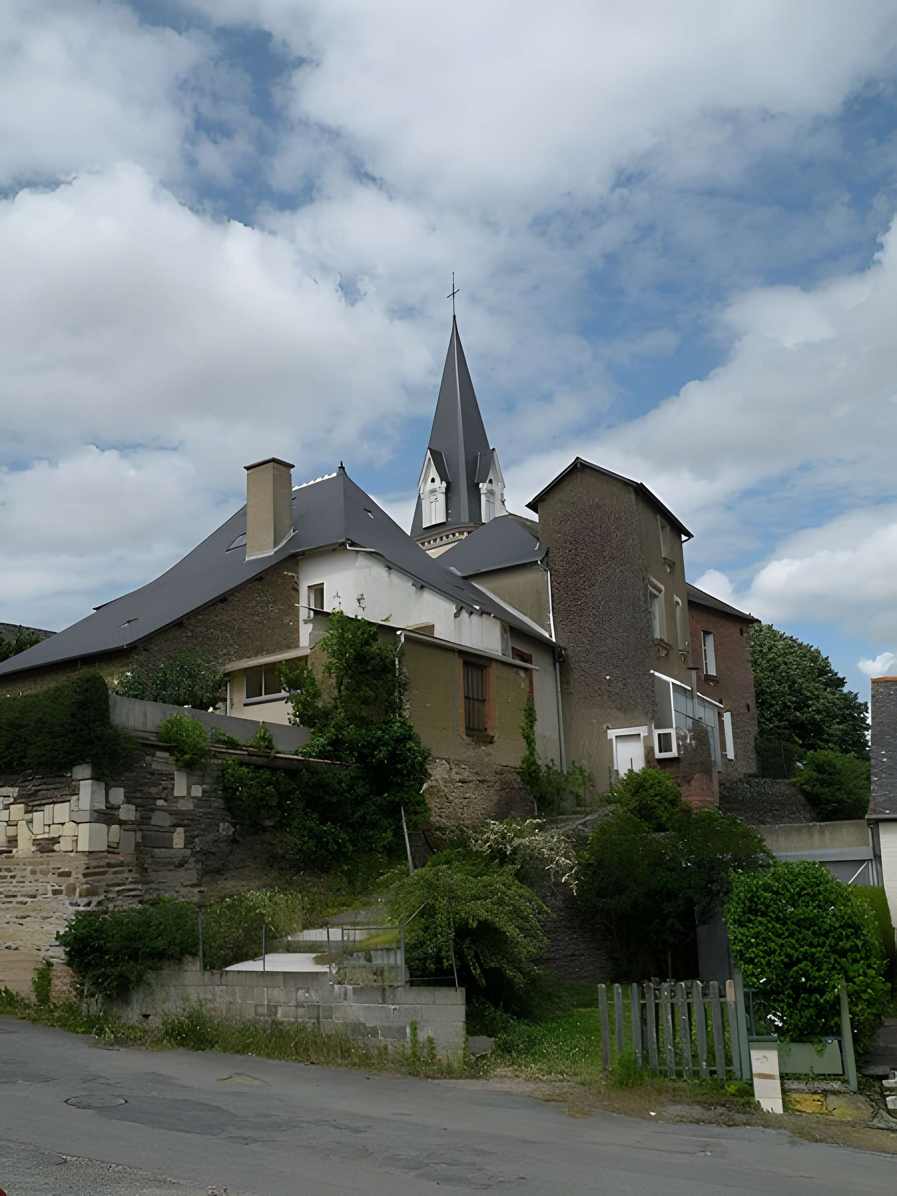 Église Saint-Léonard