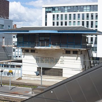 Ancien poste central de la gare ferroviaire