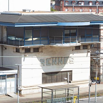 Ancien poste central de la gare ferroviaire