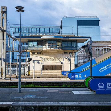 Ancien poste central de la gare ferroviaire