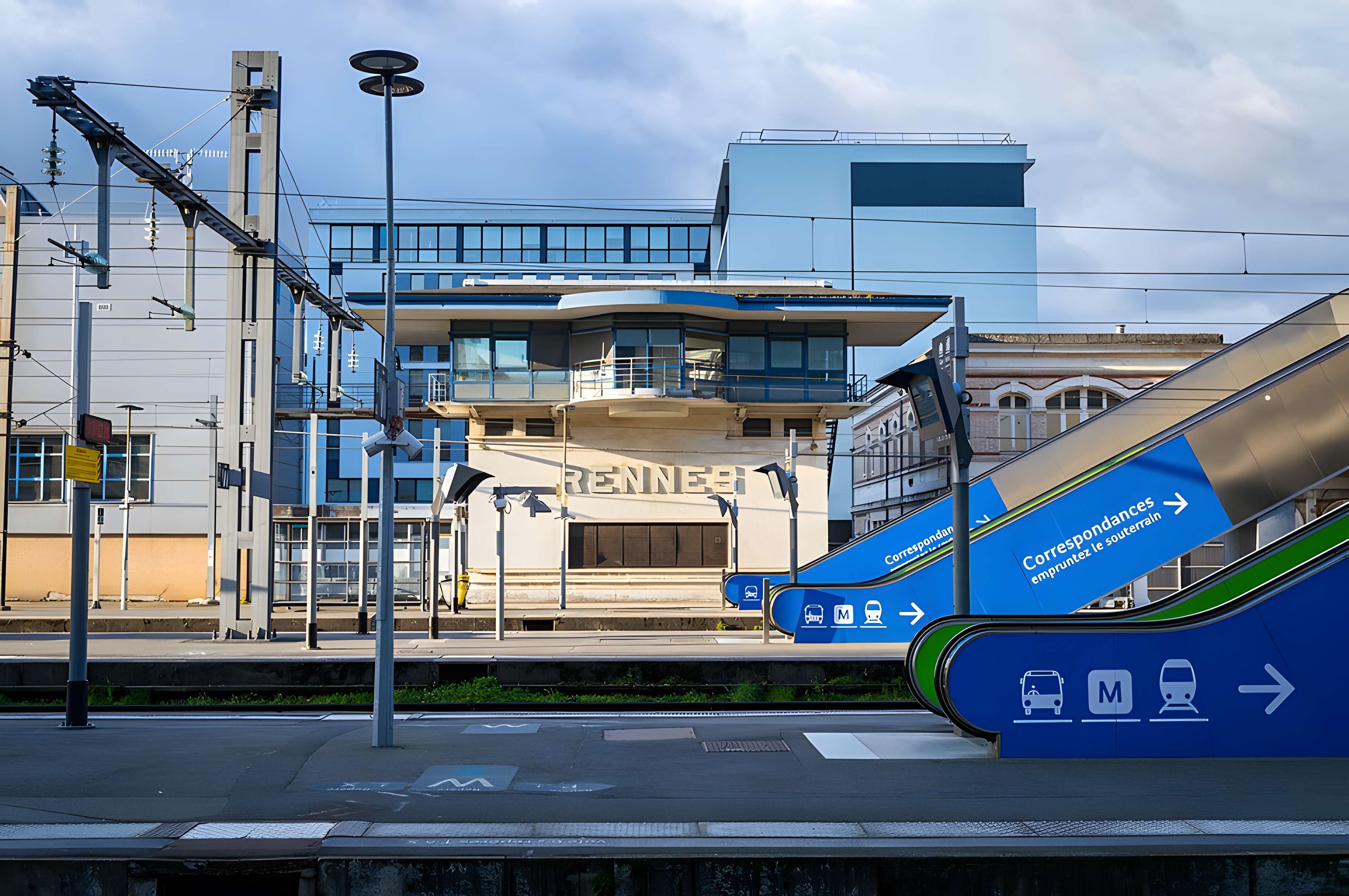Ancien poste central de la gare ferroviaire